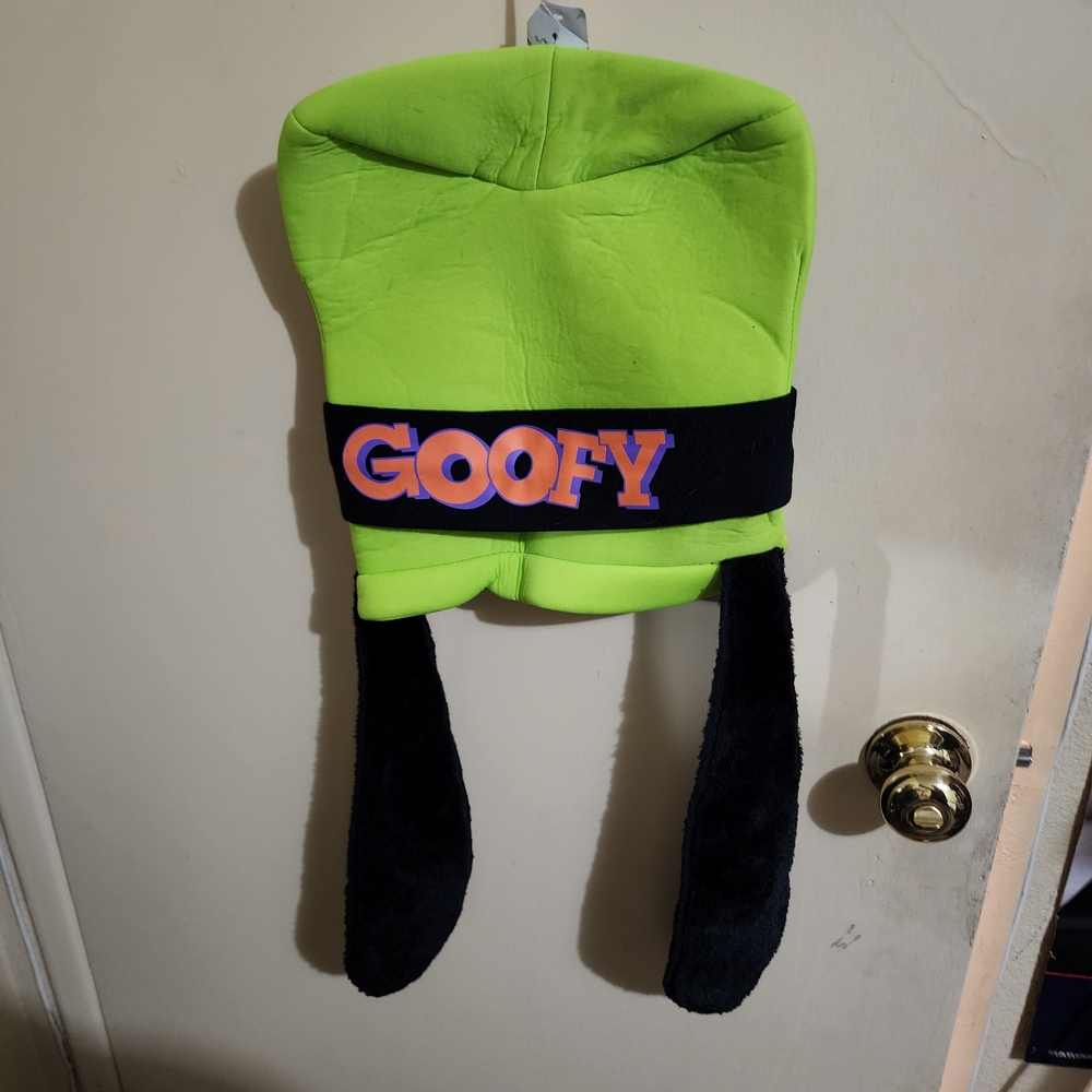 Disney Goofy Green and Black Hat